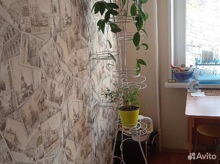 Стойка для цветов, цветочница, подставка д/цветов