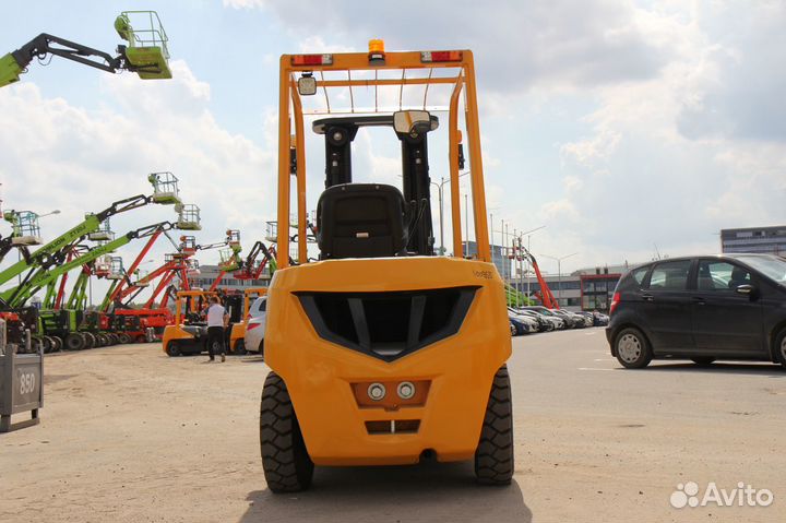 Аренда вилочного погрузчика 3 т AuroraForklift