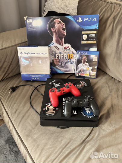 Sony playstation 4 slim 1tb + 2 джостика+FIFA
