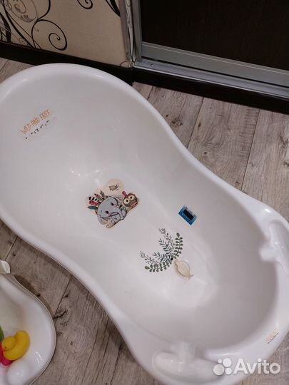 Ванночка для купания с горкой