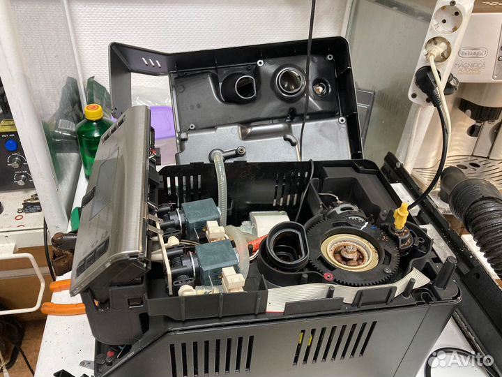 Ремонт кофемашин. Чистка кофемашин. Мастер