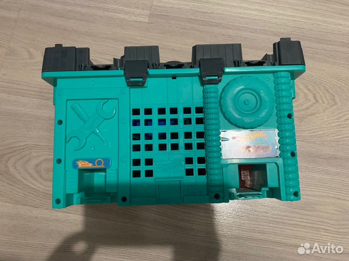 Hot wheels центральная станция