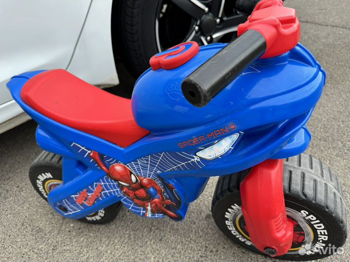 Машинка-каталка,мотоцикл