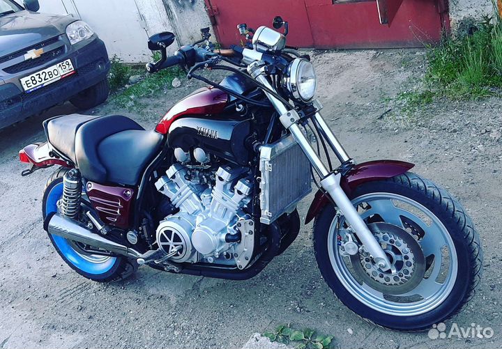Yamaha V MAX 1200
