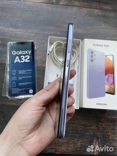 Samsung Galaxy A32, 4/64 ГБ