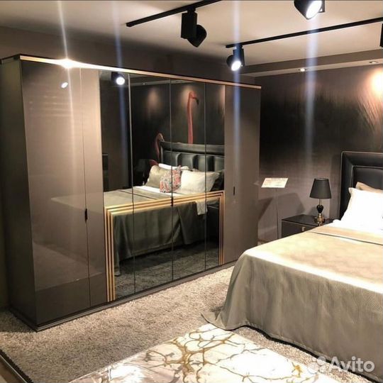 Шкаф 6 дверный