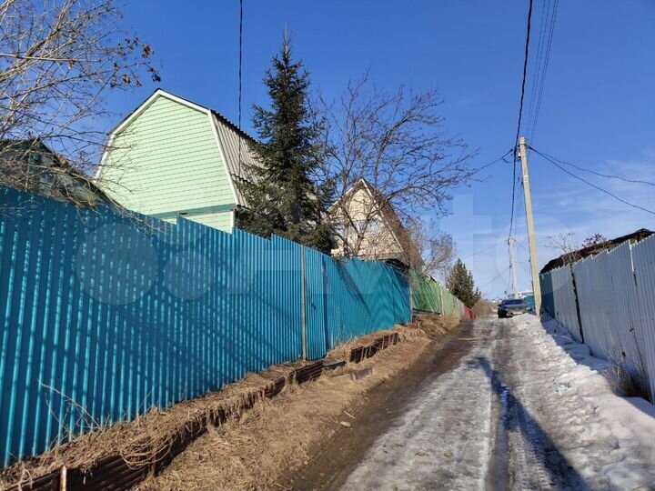 Дом 33,7 м² на участке 8 сот.