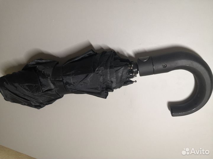 Чёрный мужской зонт