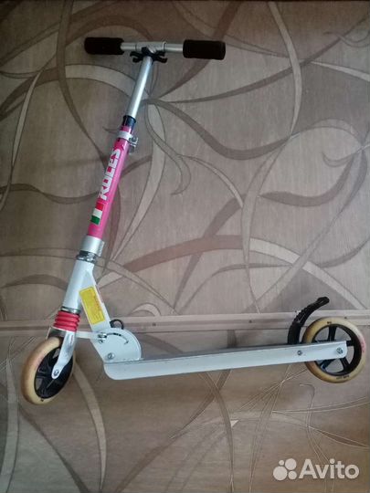 Самокат Roces