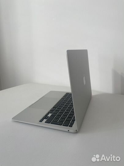 Apple MacBook Air 13