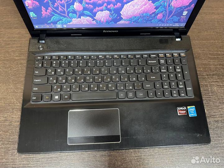 Ноутбук Lenovo/i7-4/2видеокарты-2Гб/8Гб/SSD