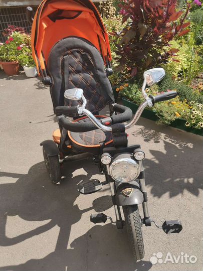 Детский велосипед с ручкой