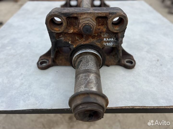 Ось балансиров Камаз 4310