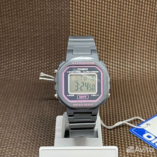 Наручные часы Casio Collection LA-20WH-8A