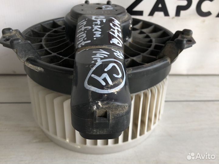 Моторчик печки Infiniti M37/Q70