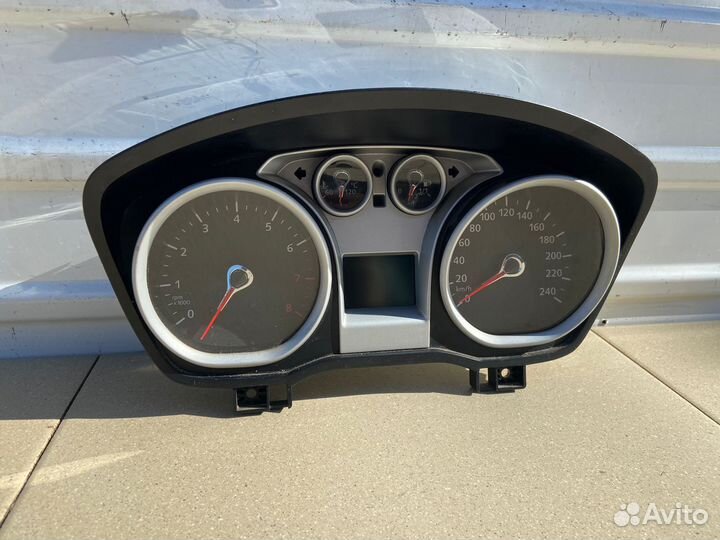 Щиток приборов Ford Focus 2