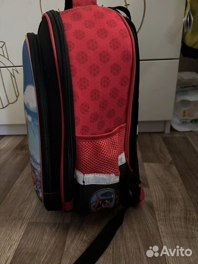 Школьный рюкзак