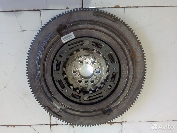 Маховик двигателя бензин 1.4 (Jeep Renegade)