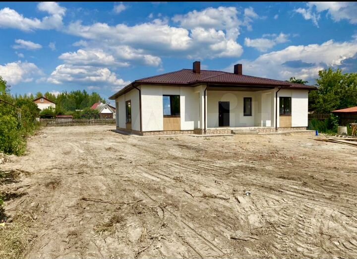 Коттедж 161 м² на участке 15 сот.