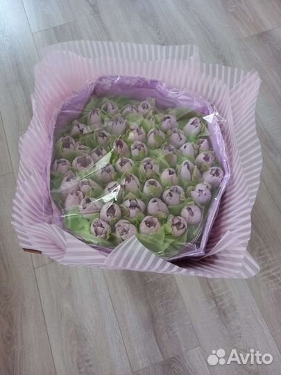 Большой букет из тюльпанов