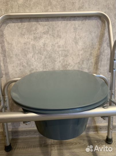 Санитарный стул - туалет для взрослых, пожилых