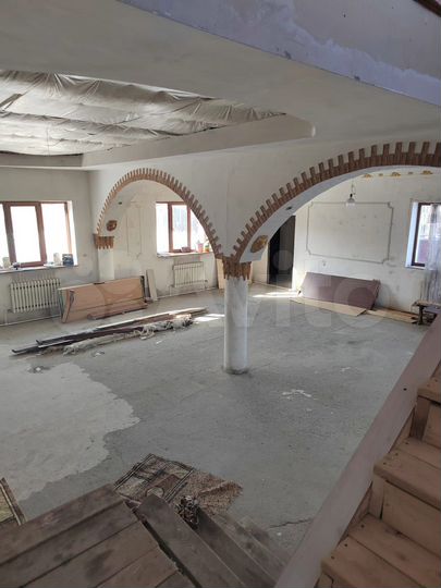 Дом 325 м² на участке 18 сот.