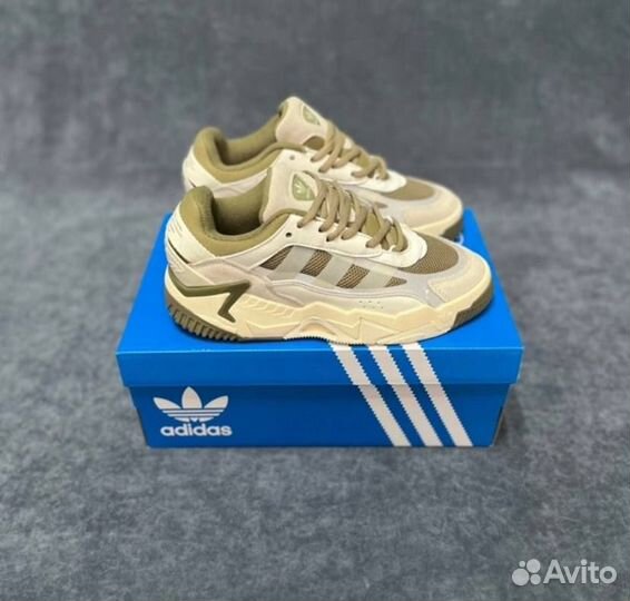 Кросовки adidas