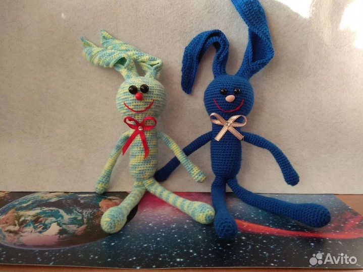 Вязаный крючком Длиноухий Заяц