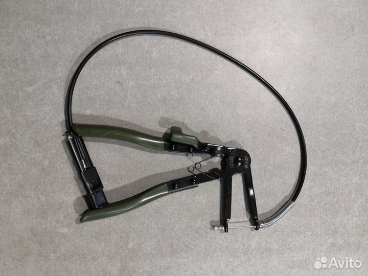 Клещи для самозажимных хомутов с гибк. захватом дт