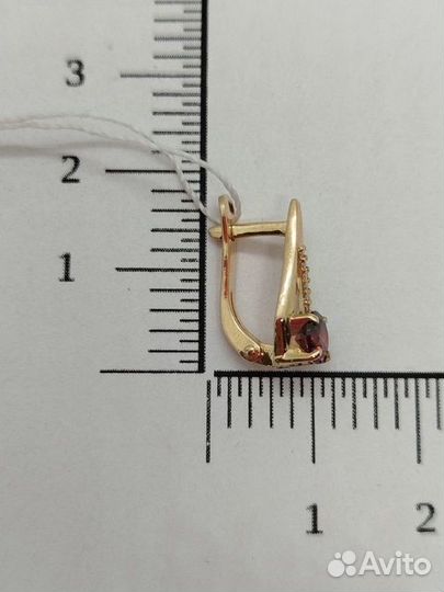 Золотые серьги с фианитом