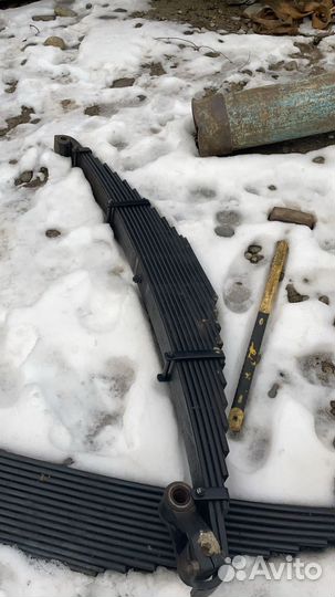 Передний пачки рессор на Shacman X 3000