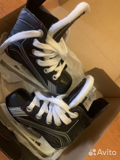 Хоккейные коньки bauer