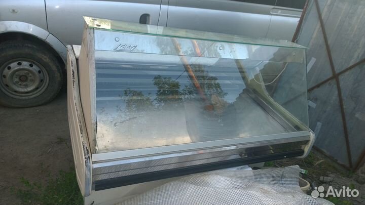 Холодильная витрина бу