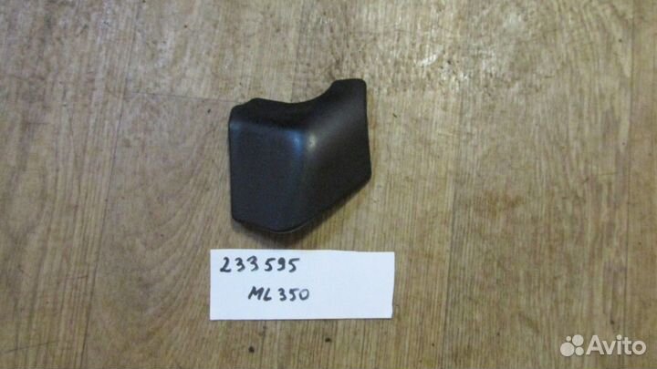 Накладка крышки багажника (Mercedes-Benz M-class)