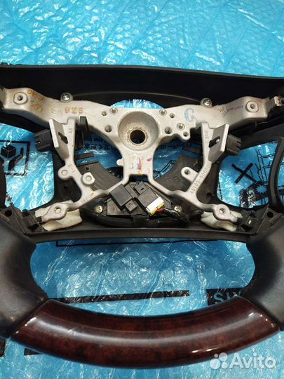 Руль Lexus Lx 570 с деревянными вставками