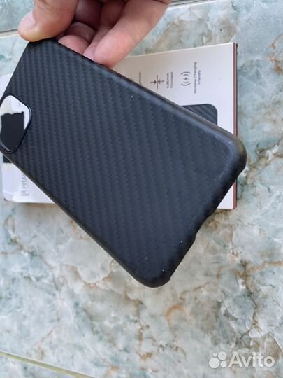 Чехол на iPhone 11 pro pitaka