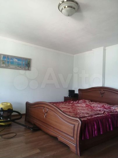 Комната 35 м² в 1-к., 3/3 эт.