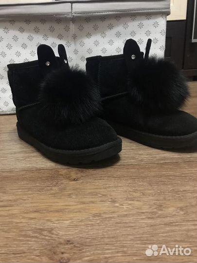 Продам сапожки (угги)