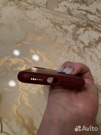 Чехол на iPhone 11