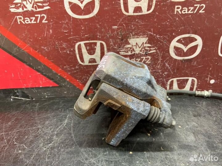 Суппорт передний правый Mazda CX-5 KE