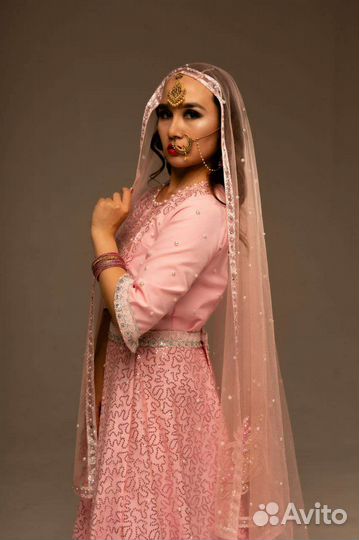 Костюм для индийских танцев