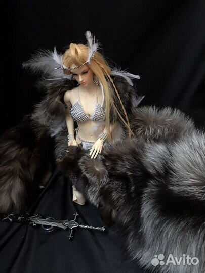 Валькирия шарнирная кукла