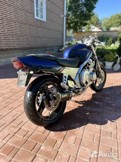 Honda cb-1