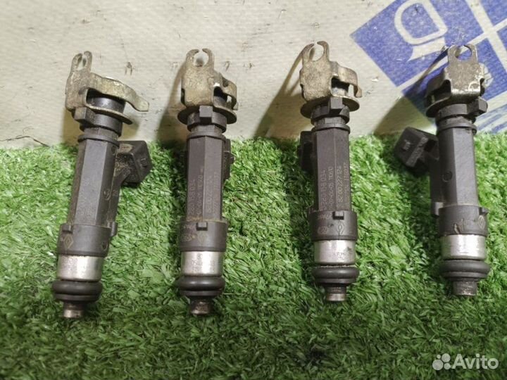 Форсунка Renault Logan седан 1.4 K7J710 2005