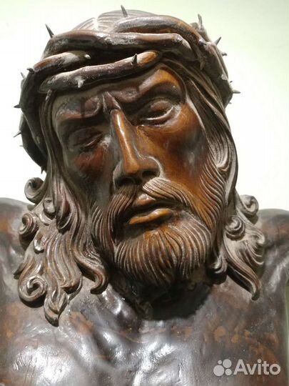 Фигура Христа с распятия