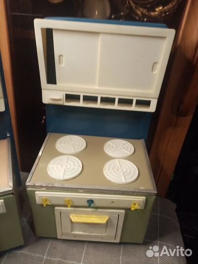 Мебель для кукол и швейная машинка СССР