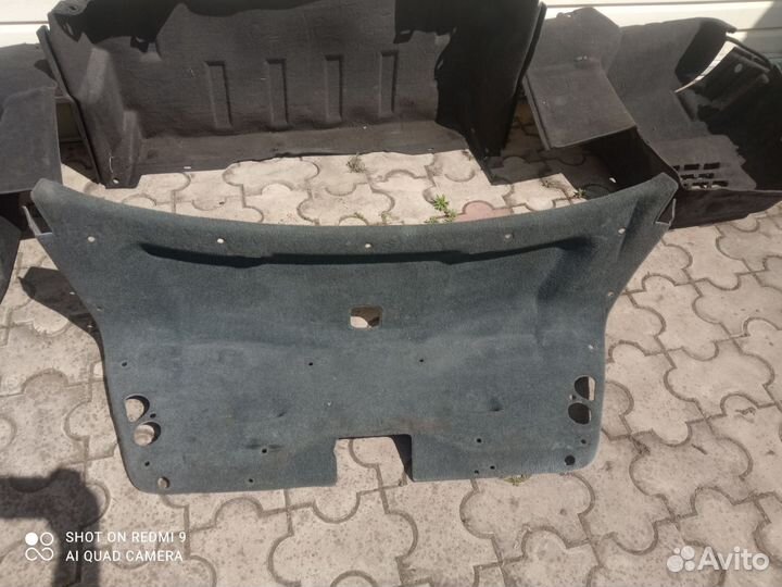 Обшивки багажника Mercedes W210 (95-2001)
