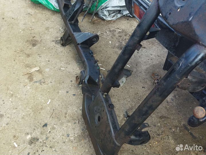 Рама mitsubishi pajero 2