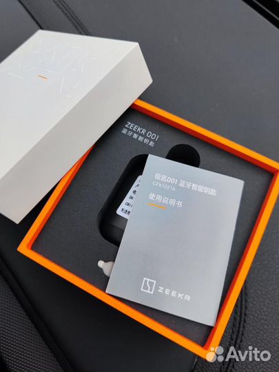 Bluetooth ключ Zeekr 001,009 оригинальный,карточка