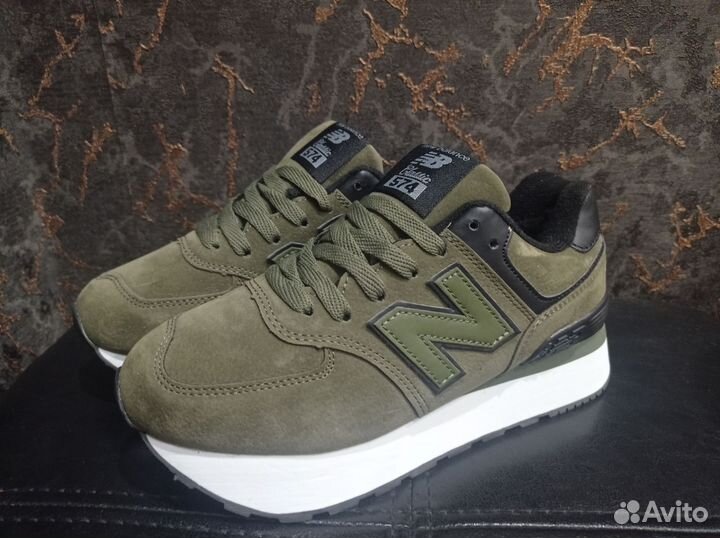 Кроссовки зимние